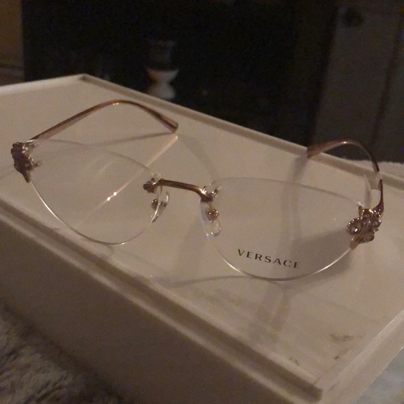 Designer frames - Picture 2 of 3